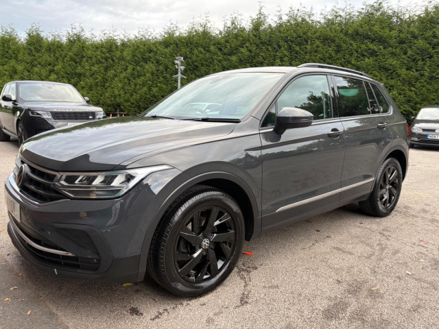 VOLKSWAGEN TIGUAN 1.5 TSI Life Euro 6 (s/s) 5dr