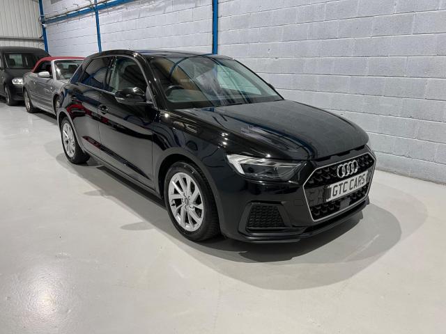 AUDI A1 1.0 TFSI 30 Sport