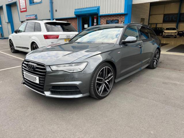 AUDI A6 AVANT 2.0 TDI ultra Black Edition