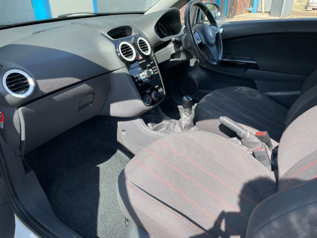 VAUXHALL CORSA