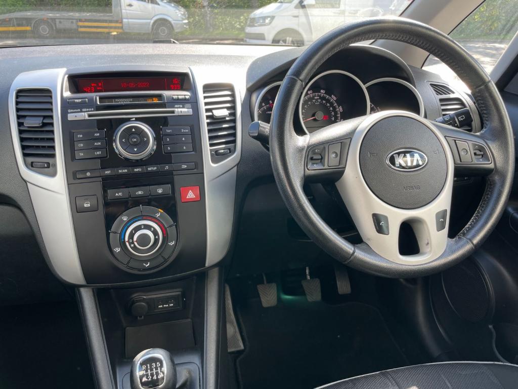 KIA VENGA