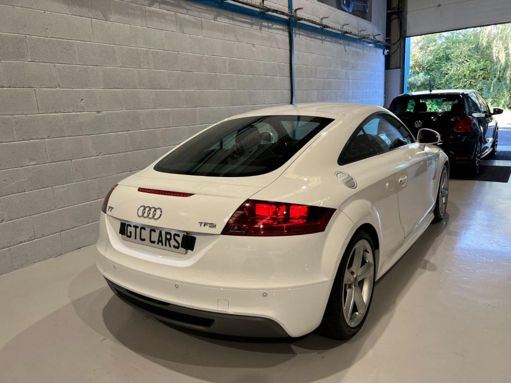 AUDI TT