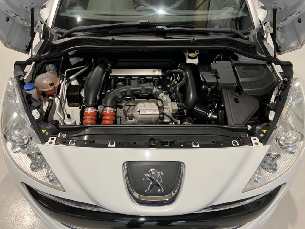PEUGEOT RCZ