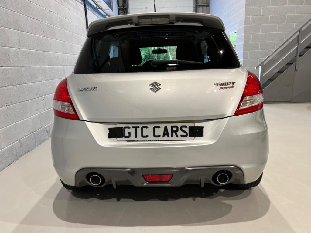 SUZUKI SWIFT