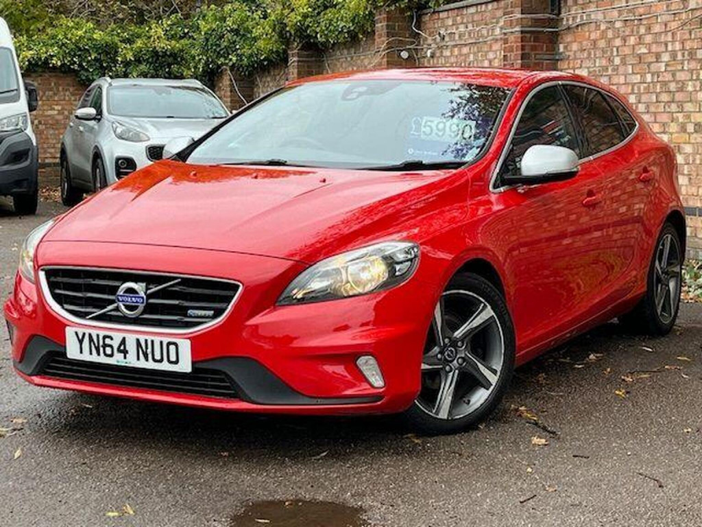 VOLVO V40