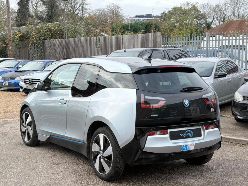 BMW I3
