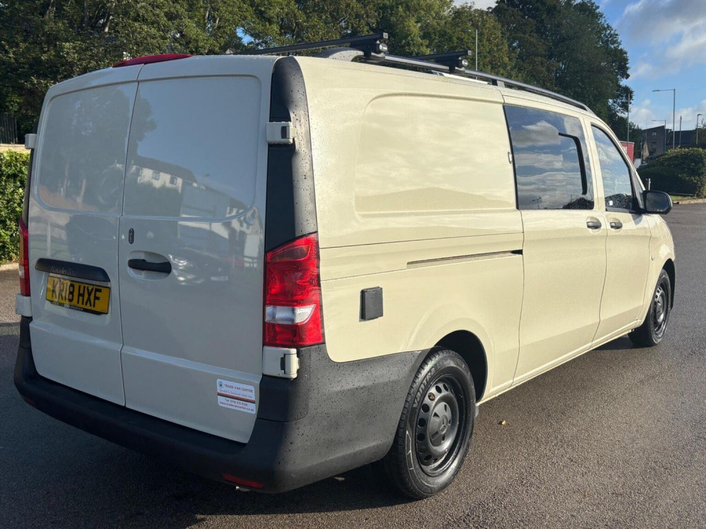 MERCEDES-BENZ VITO