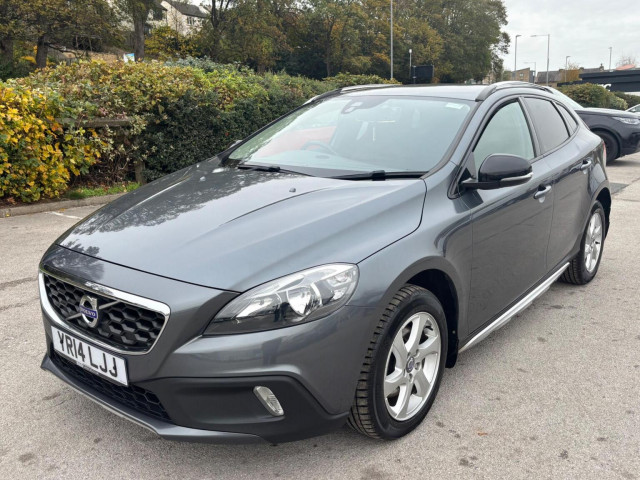VOLVO V40 CROSS COUNTRY