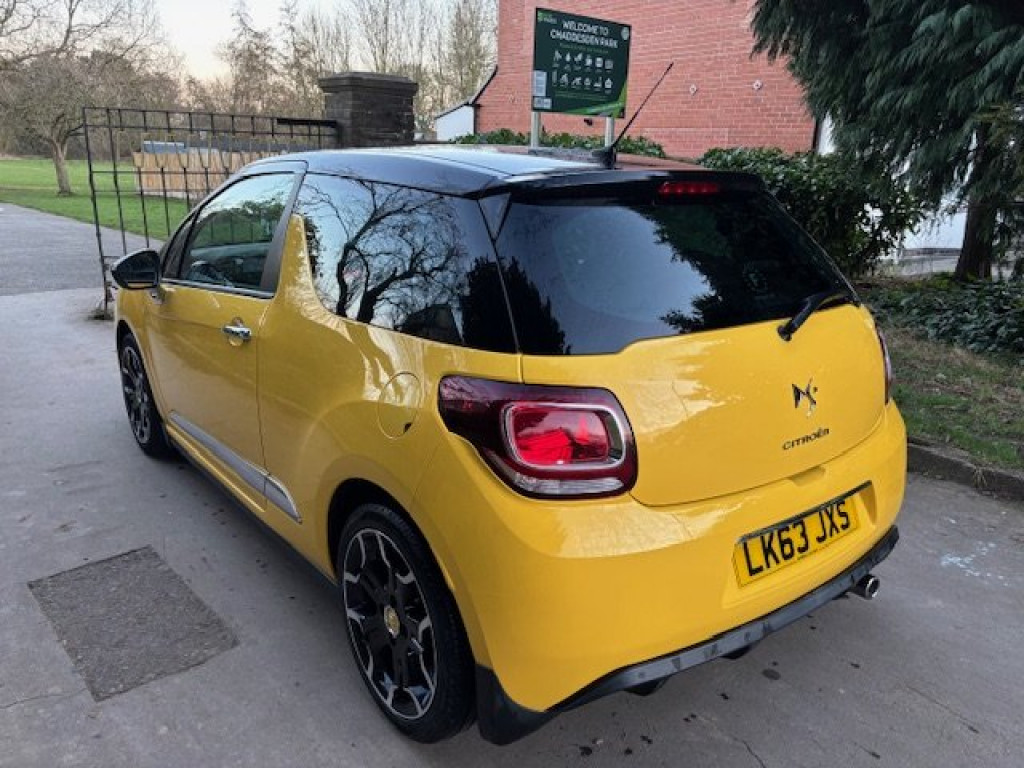 View CITROEN DS3 1.6 VTi DStyle Plus