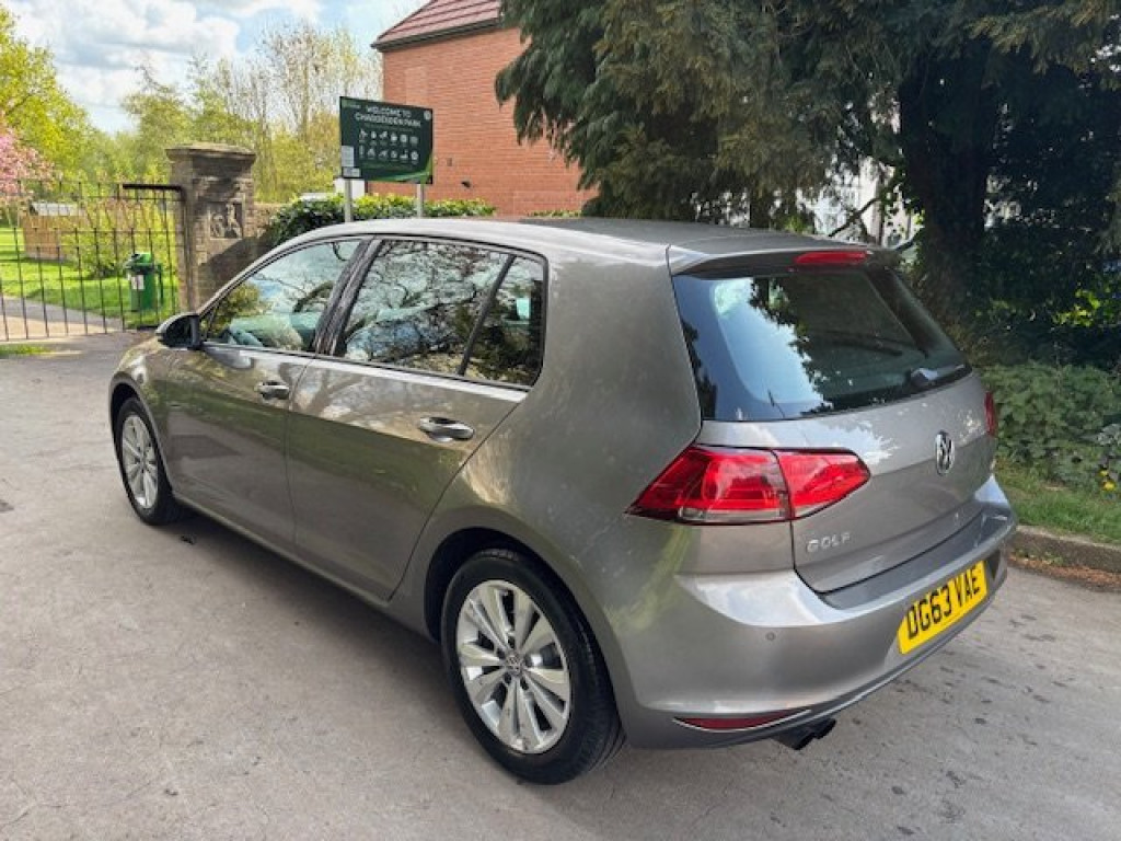 View VOLKSWAGEN GOLF 1.4 TSI BlueMotion Tech SE