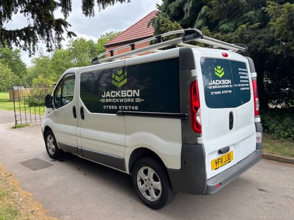 View VAUXHALL VIVARO 2.0 2700 CDTi