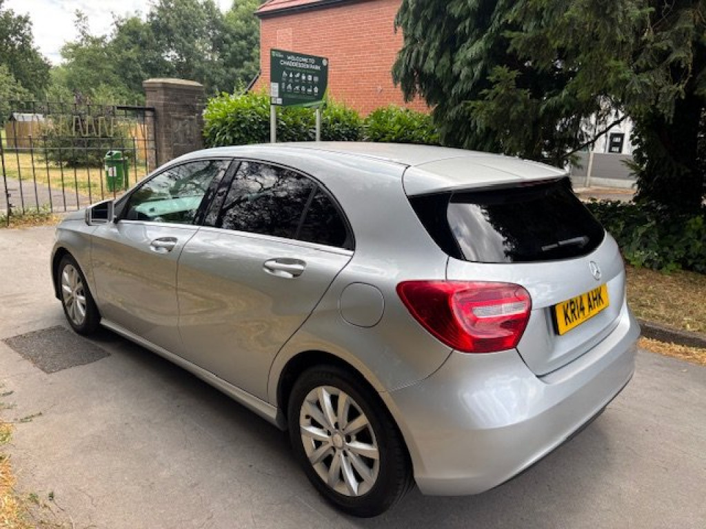 View MERCEDES-BENZ A CLASS 1.5 A180 CDI ECO SE