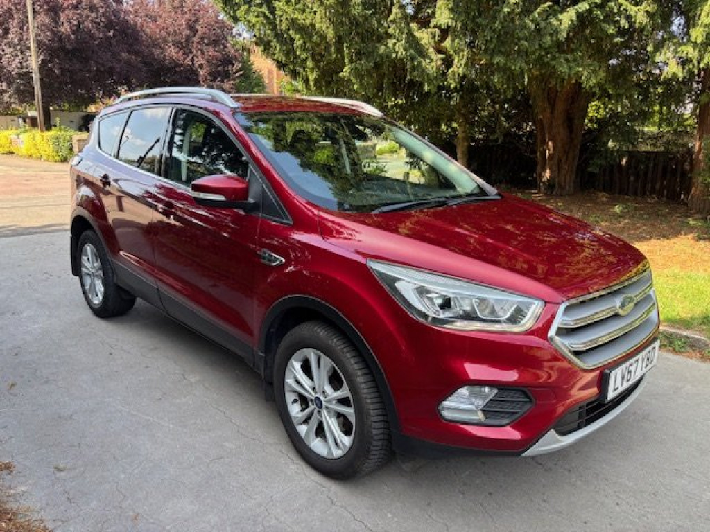 View FORD KUGA 1.5 T EcoBoost Titanium