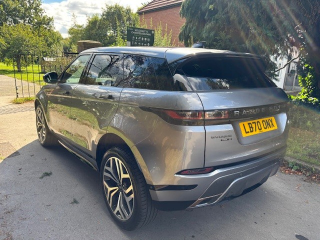 View LAND ROVER RANGE ROVER EVOQUE 2.0 D180 R-Dynamic SE