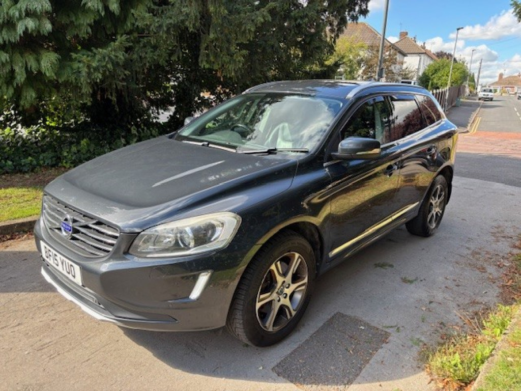 View VOLVO XC60 2.4 SE Lux D4 AWD (181hp)