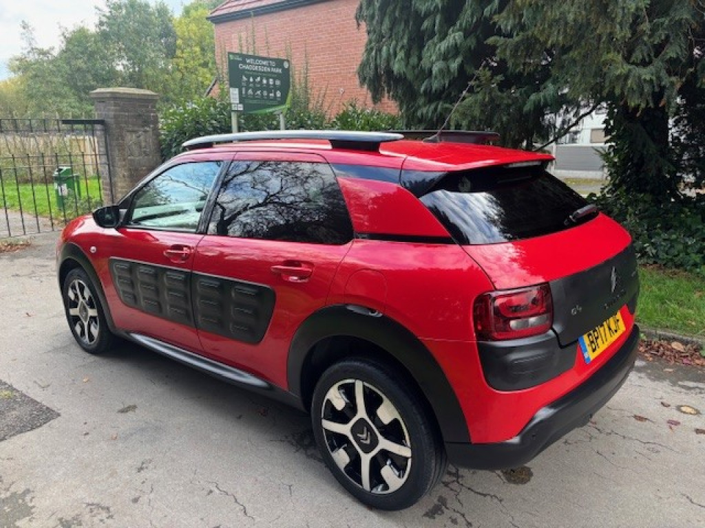 View CITROEN C4 CACTUS 1.2 PureTech Flair