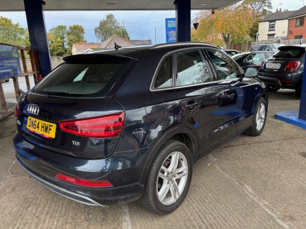 View AUDI Q3 2.0 TDI S line