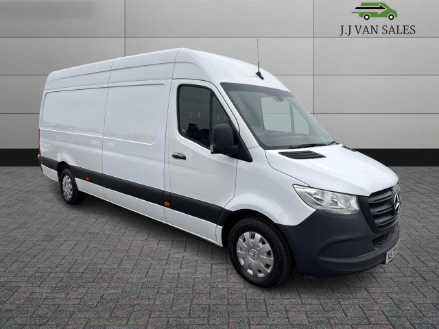 MERCEDES-BENZ SPRINTER