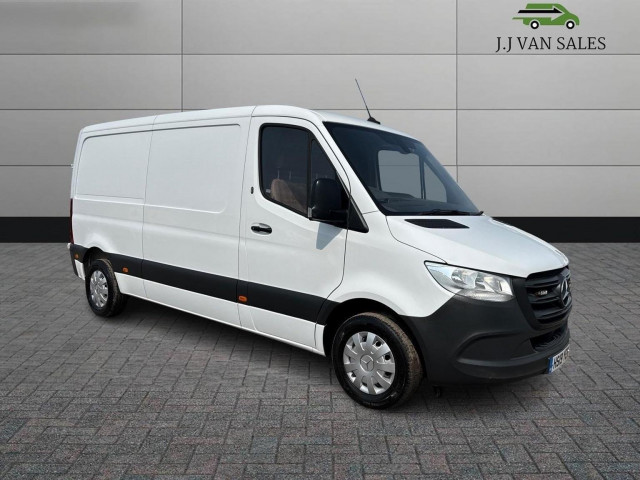 MERCEDES-BENZ SPRINTER