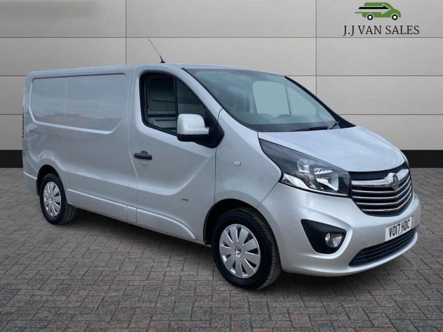 VAUXHALL VIVARO