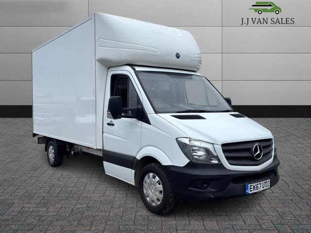MERCEDES-BENZ SPRINTER