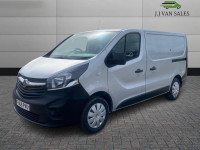VAUXHALL VIVARO