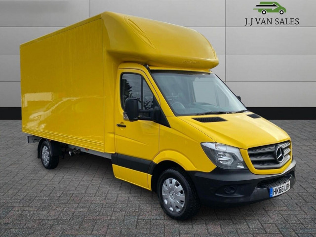 MERCEDES-BENZ SPRINTER