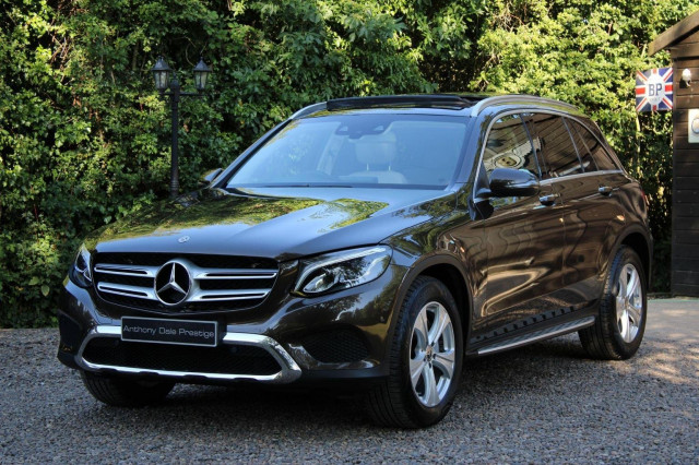 MERCEDES-BENZ GLC