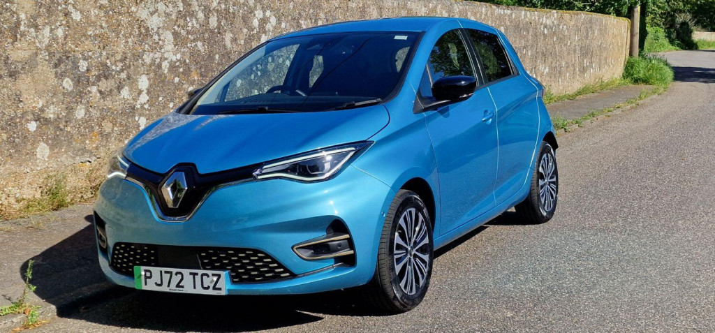 RENAULT ZOE