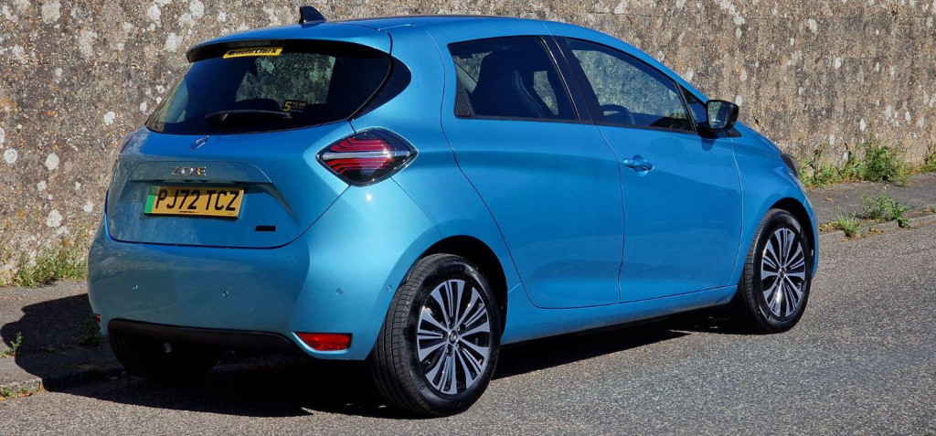 RENAULT ZOE