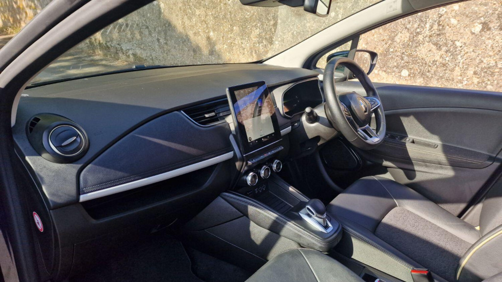 RENAULT ZOE