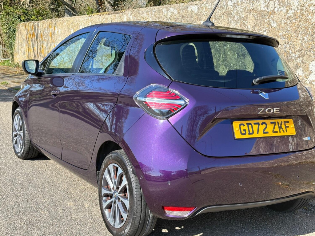 RENAULT ZOE