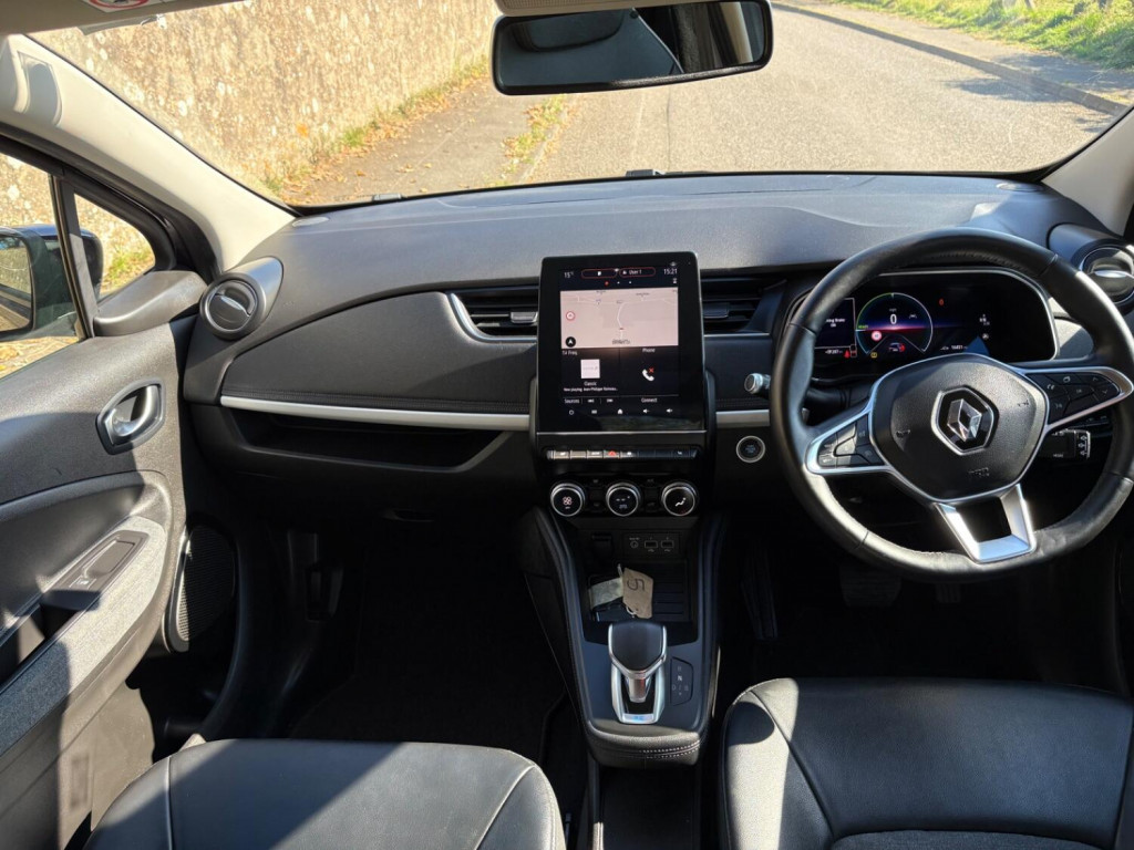 RENAULT ZOE