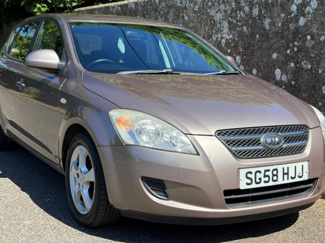 KIA CEED 1.6 GS