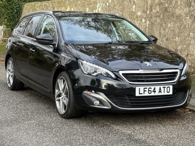 PEUGEOT 308 SW 1.2 e-THP PureTech Feline
