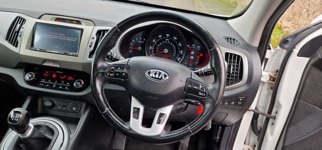 KIA SPORTAGE