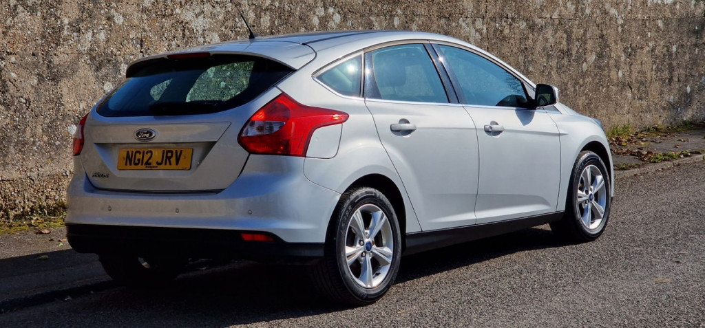 FORD FOCUS