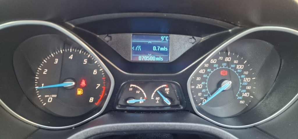 FORD FOCUS