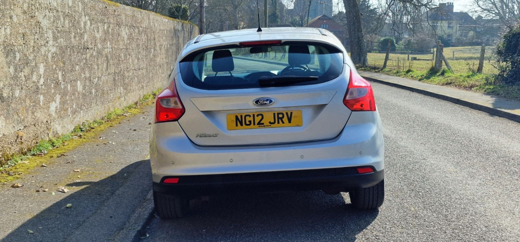 FORD FOCUS