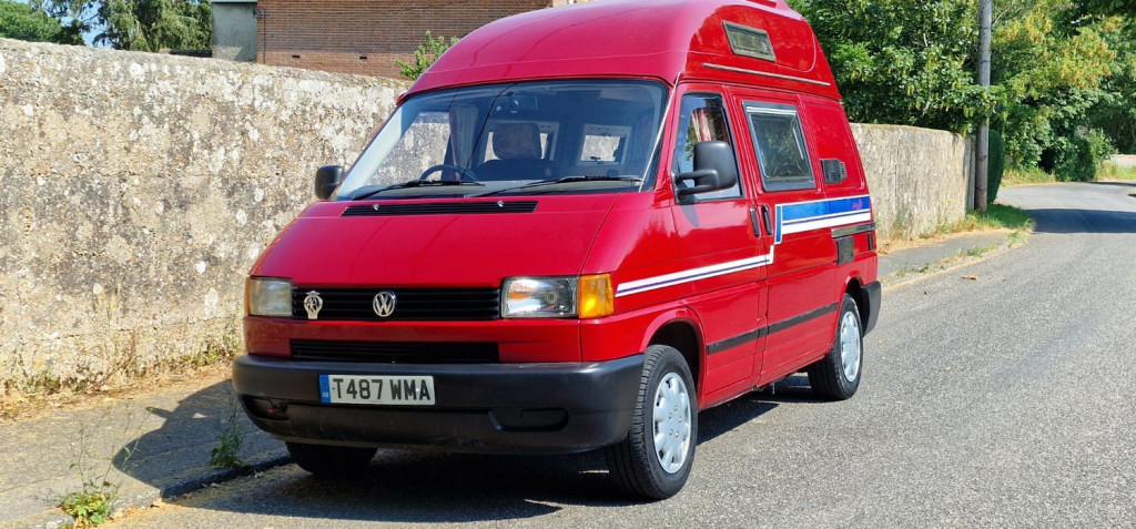 VOLKSWAGEN TRANSPORTER