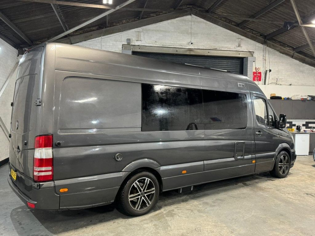 MERCEDES-BENZ SPRINTER