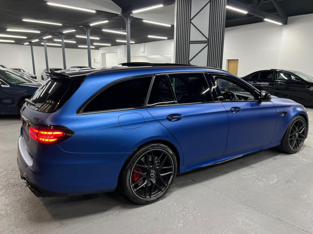 MERCEDES-BENZ E CLASS