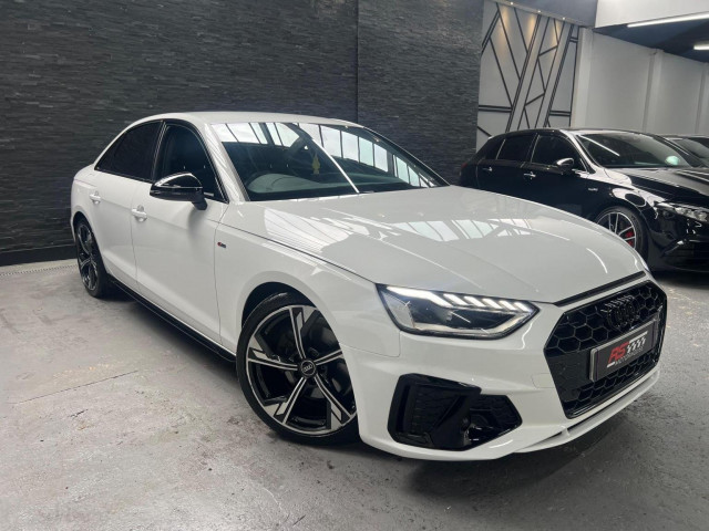 AUDI A4 2.0 TFSI 35 Black Edition S Tronic Euro 6 (s/s) 4dr