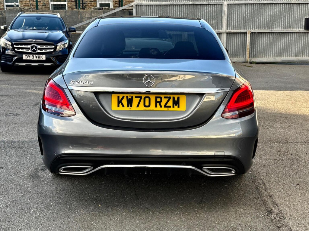 MERCEDES-BENZ C CLASS