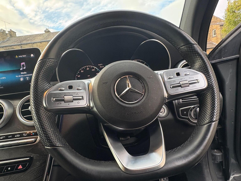 MERCEDES-BENZ GLC