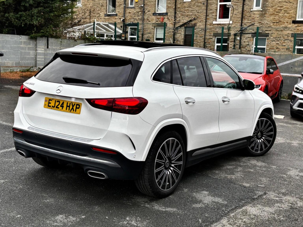 MERCEDES-BENZ GLA CLASS