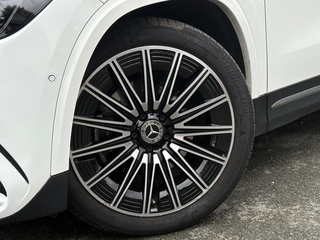 MERCEDES-BENZ GLA CLASS