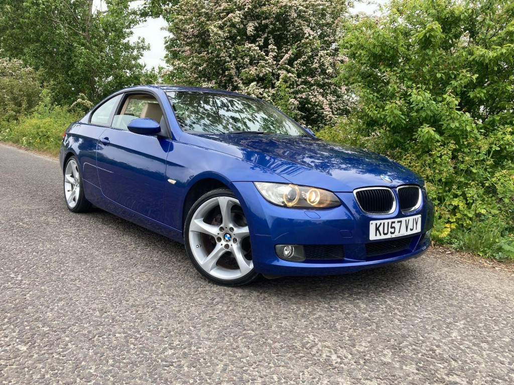 View BMW 3 SERIES 2.0 320i SE Coupe