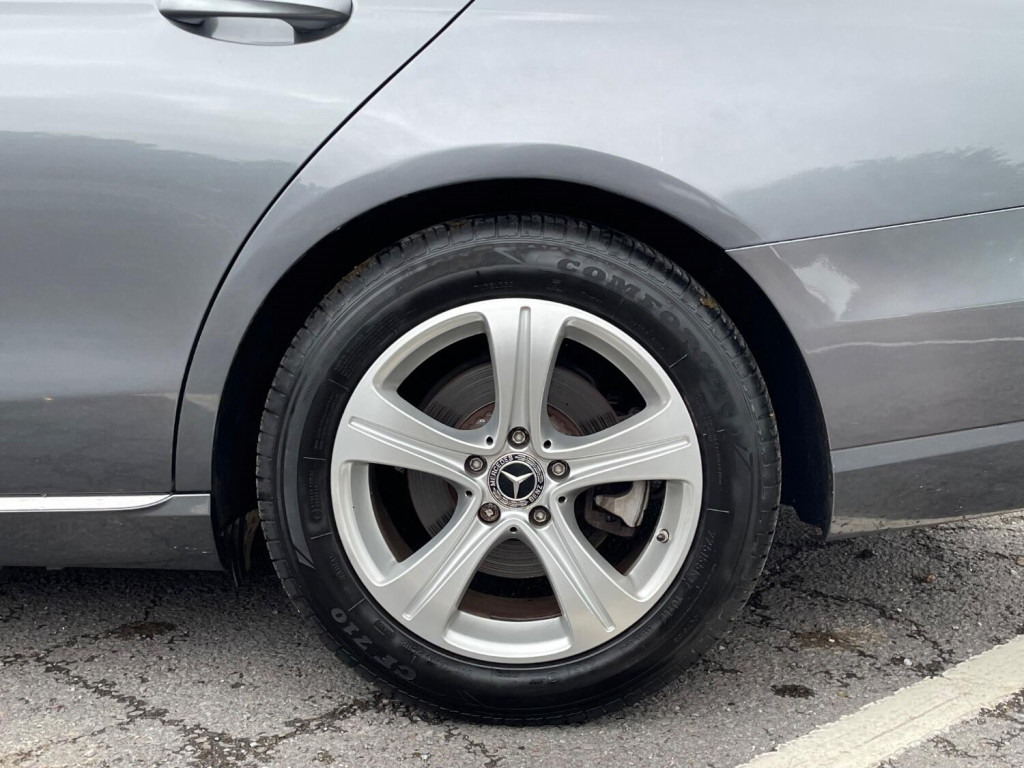 MERCEDES-BENZ E CLASS