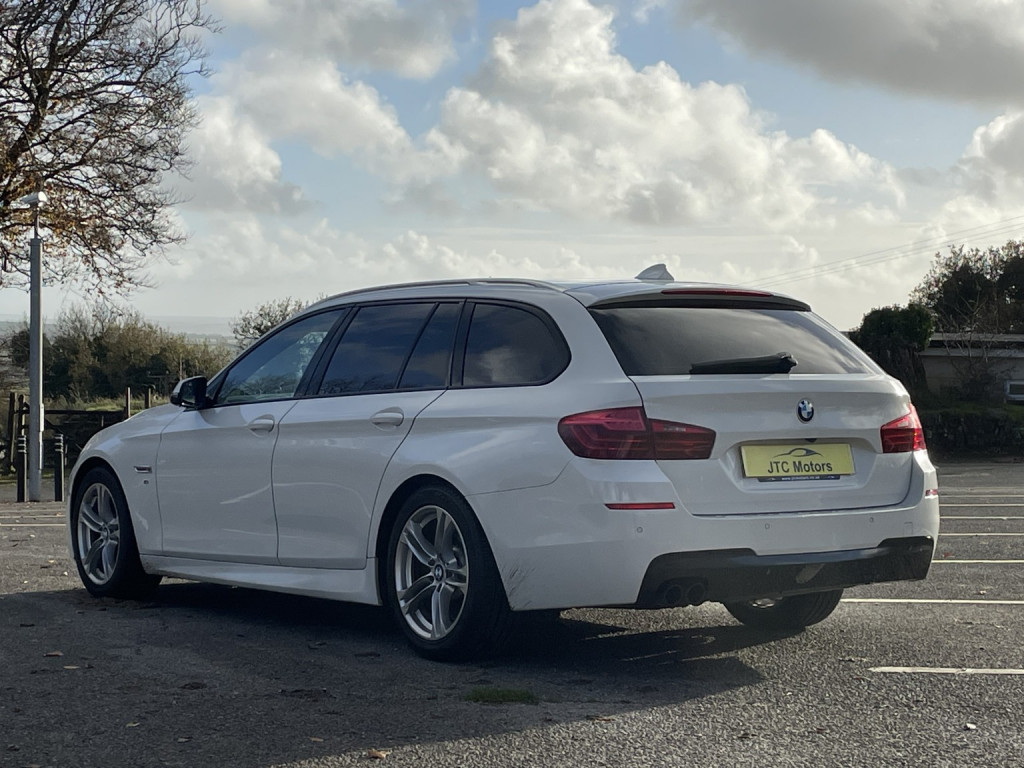 BMW 5 SERIES
